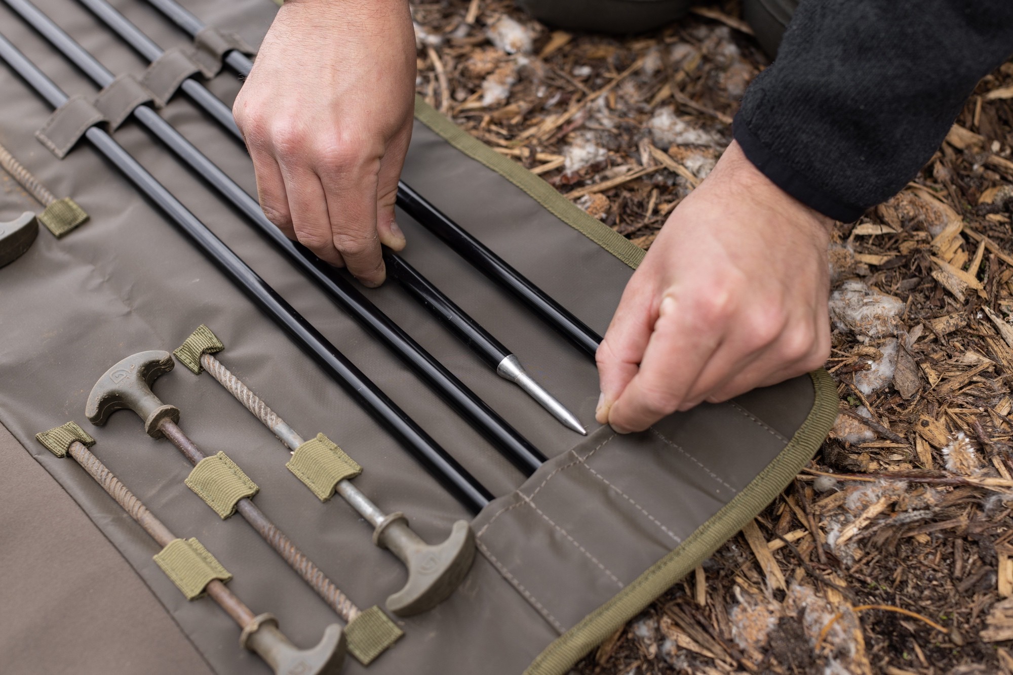 Korda Compac Brolly Wrap_1