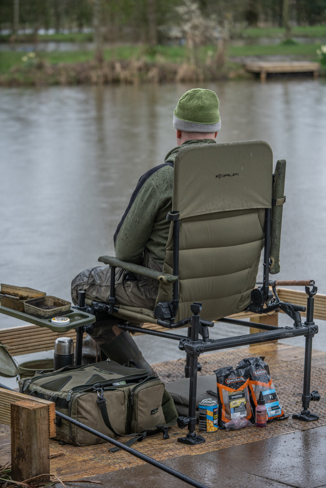 korum_chair_s23_k0300022_carp_barbel_pleasure_fishing_chair_legs_fishermnaia_2